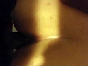 street boy lures orange seller into building for a meeting