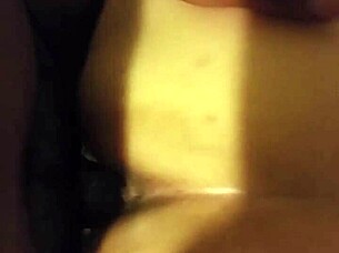 street boy lures orange seller into building for a meeting