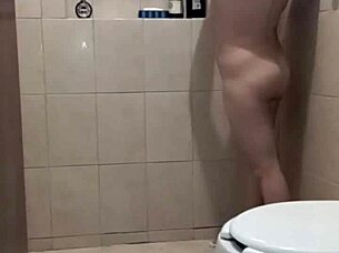 Hayami Masturbates Solo With Toys!