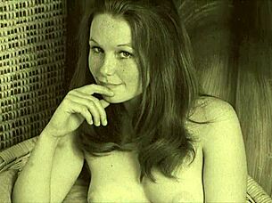 My Secret Life: Top Twenty Vintage Amateurs With Hairy Pussies And Retro Beavers.