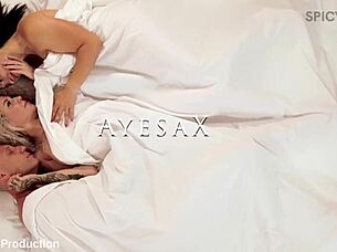 Sweet morning with blonde milf