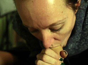 Beautiful Couple In Bed For Cum In Mouth Fetish?