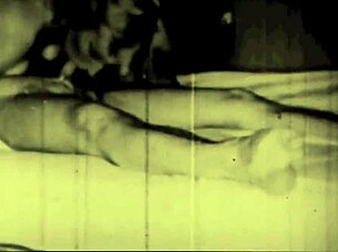 내 비밀스러운 삶이 빈티지 에로틱 무성 영화 마법을 공개