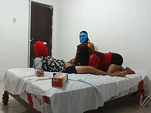 My girlfriend taught her best friend intense blowjob skills at home