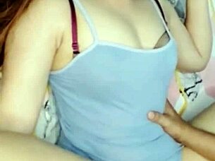 nikmatnya memek istri teman bikin kontolku cum di dalamnya