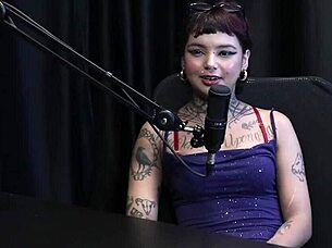 Annie Clementine, tell us about your naughty street fucking?