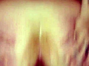 deepvane sucks my dick then backrides, i cum easy 😩