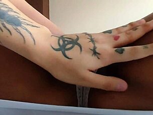 After seeing my best friend's girlfriend in a miniskirt, she let me touch her and drained me completely