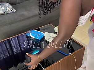 he didn't know the maid was this freaky 😈