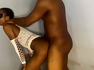 Horny ebony babe wants pussy fucked 😈
