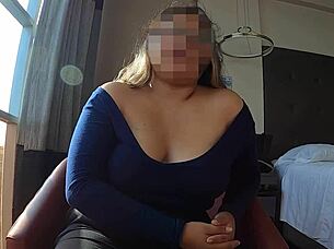 Chubby hottie pulls off my condom, says it feels better raw