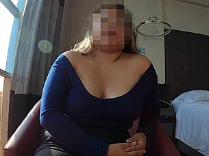 Chubby hottie pulls off my condom, says it feels better raw