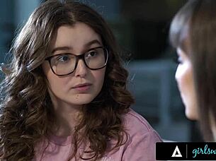 Curious teen leana lovings discovers lesbian sex with hot stepmom lexi luna!