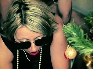 rough ass fuck with french cougar stepmother 😍, trying anal sex with dirty talk.