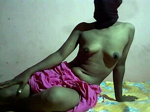 i caught my best friend resting on my bed, she's so curvy