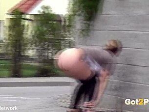 sexy city pissing with bubble butt blonde