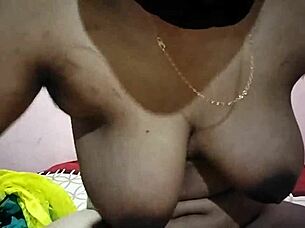 That hot Indian aunty is having sex with her neighbor uncle