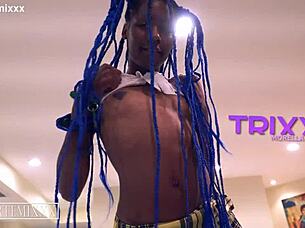 I see artemixxx fucking trixxie morella's tiny ebony pussy