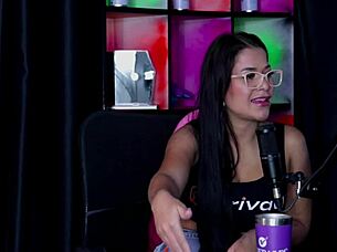 I decided to do porn but got disappointed in first shoot, wanted to finger man's ass and try another woman - emily louise