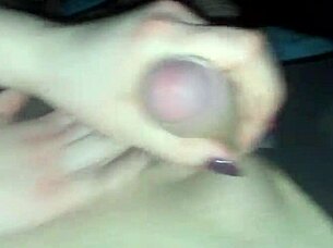 Amature Cum in Pantyhose Lingerie Fast Handjob!