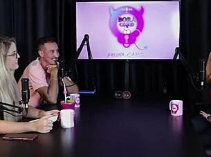 Charllottye Sheer Red Gets Wild In Swingers House, Turned Into A Naughty Suruba And Hurt During Recording!