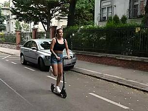 Ria Sunn Enjoys Dp Threesome