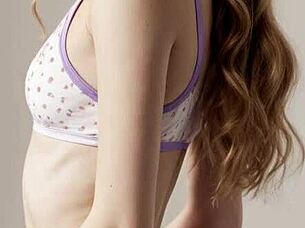 i saw these sweet romanian lingerie models in panties and barefoot, they were so cute and sexy, i think i made a mistake saying that