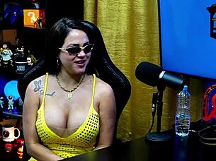 geisy dk shows off her beautiful back tattoo and commands ruan to put her on all fours for outdoor sex