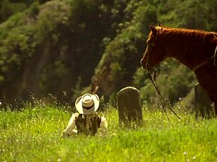 Brooke Ballentyne Fucks Ranch Hand Outdoors