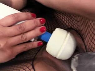 maxine x poses before vibrator play