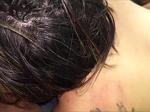 madrastra puta lets me cum inside her wet pussy