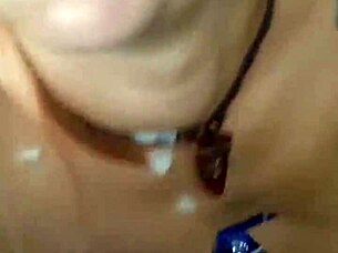 Chupando a rola mucha do guia na floresta