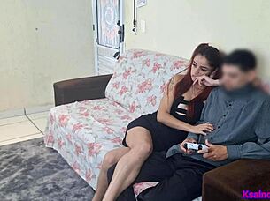 Wife Blows Cuckold's Friend Without Panties