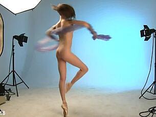 Sexy Teen 18+ Ballerina Annett Posing Nude