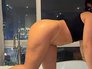 brazilian pornstar twerks in bathtub, cums on bed