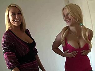 I watches Mellanie and her mom get fucked