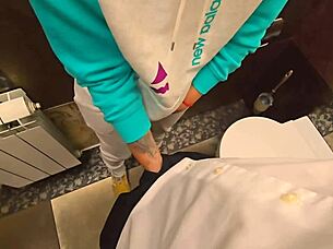 Učitelju, svrši u moje gaćice