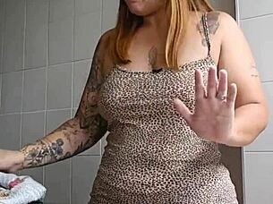 are you flashing your big pussy in that short in usa?