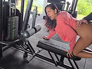i fucked the hot brunette kel macettare at the condo gym