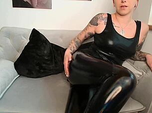 Latex fetish video with young ass 😈