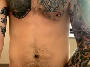 i'm jerkin off in the public bathroom, oh godd