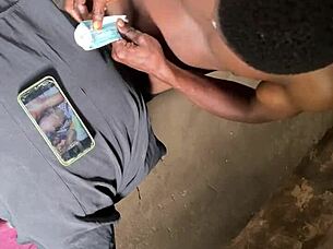 Curvy Slut Gets Pleasure From Cock And Toys In Live Show