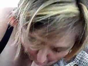 Bbw wife liz gives blowjob on roadside