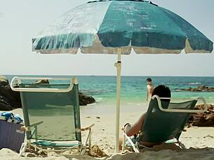 Regina Blandón shows tits in bikini for Como Novio de Pueblo 2019