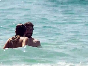 Regina Blandón shows tits in bikini for Como Novio de Pueblo 2019