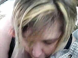 Bbw wife liz gives blowjob on roadside