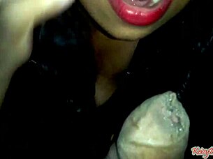 My girlfriend sucks it first time like a goddess in oral sex