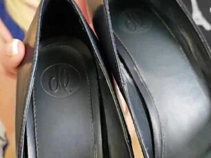 teasing slut in pantyhose talks dirty