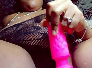 In this WEBCAM session, SC Nani Galore indulges in MASTURBATION and ASSFUCKING with her friend, showcasing shaved pussy and anal.