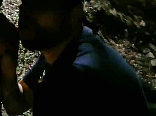 I let that safada take me to the city square to strip naked and swallow cum in my mouth